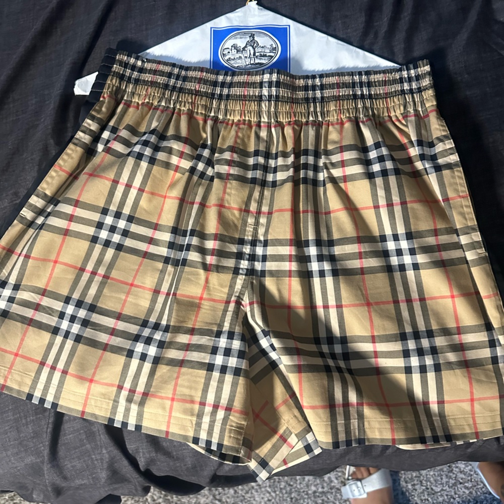 Women’s Burberry check stretch cotton shorts